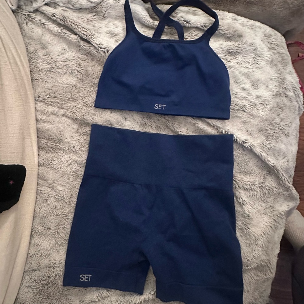 Navy blue set active biker shorts and bra workout set - Picture 1 of 3